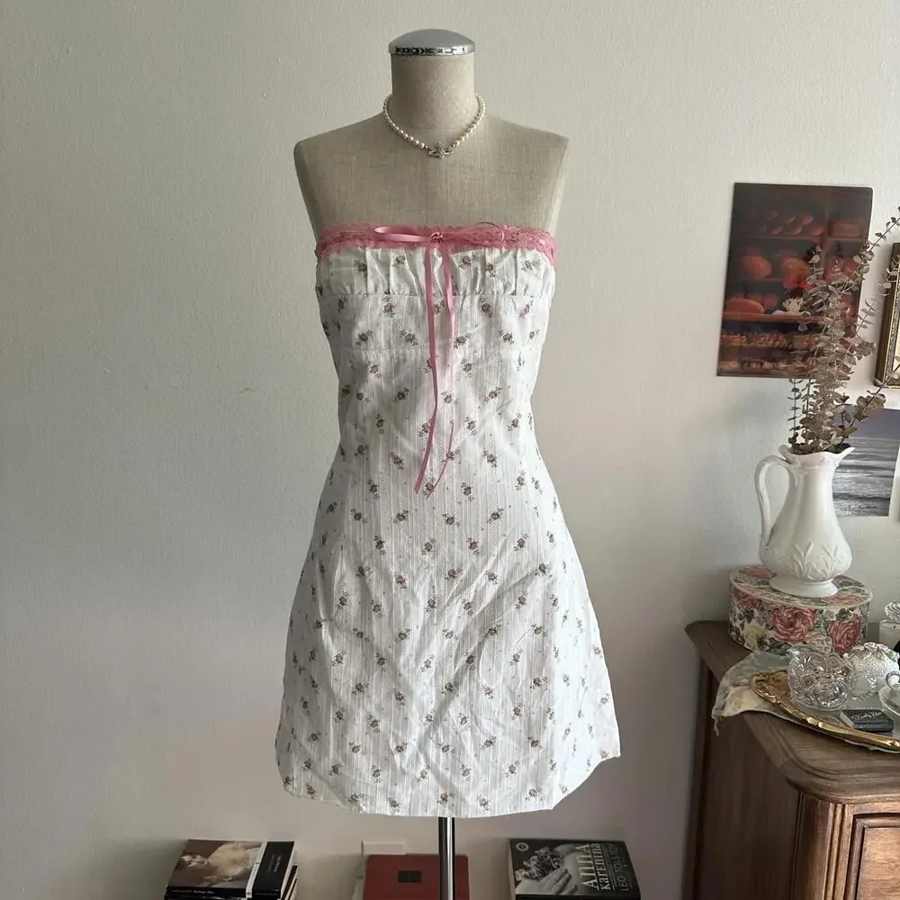 Princess Polly white floral dress with pink lace trim - Picture 1 of 6